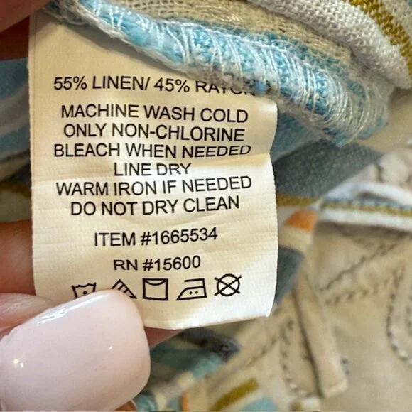 Briggs Women's Linen Blend Pull-On Shorts with Pockets Size Medium Blue Stripe. - Picture 6 of 11